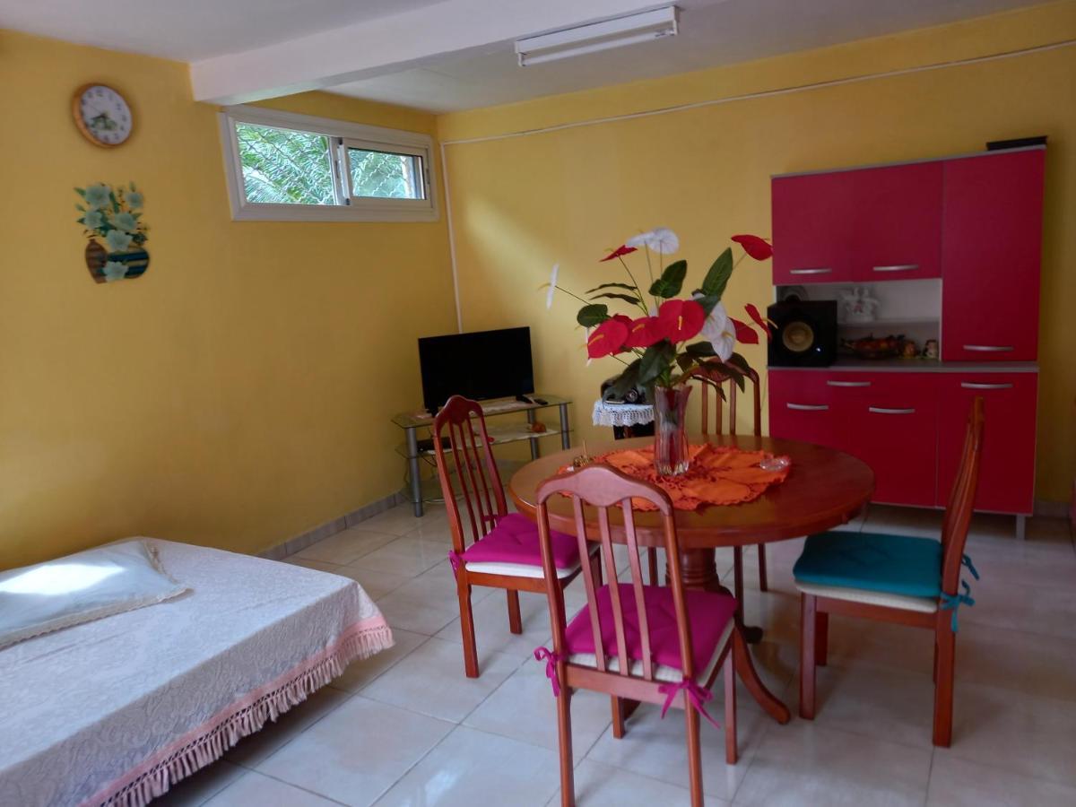 Maison Lavanne Saint-Joseph Extérieur photo